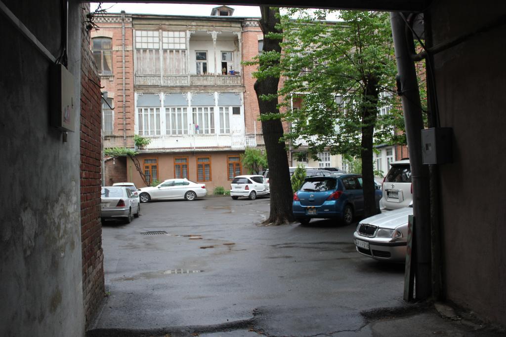 Apartment In Purtseladze Street Tbilissi Extérieur photo