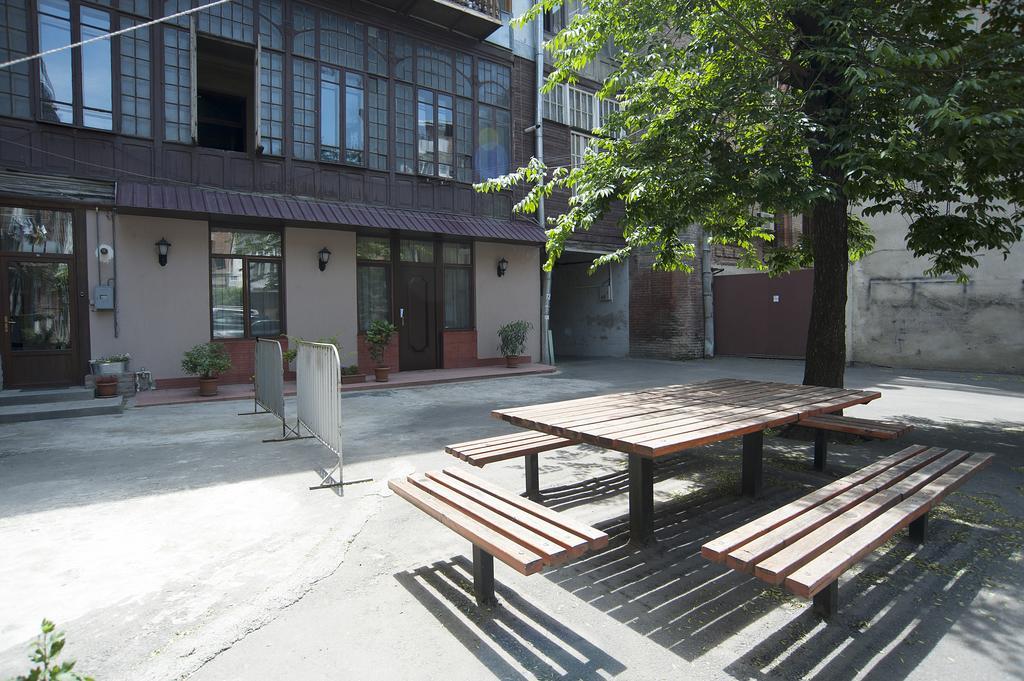 Apartment In Purtseladze Street Tbilissi Extérieur photo